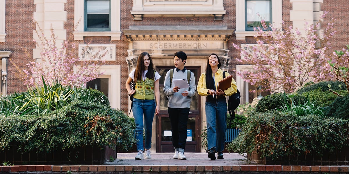 web_students-bldg